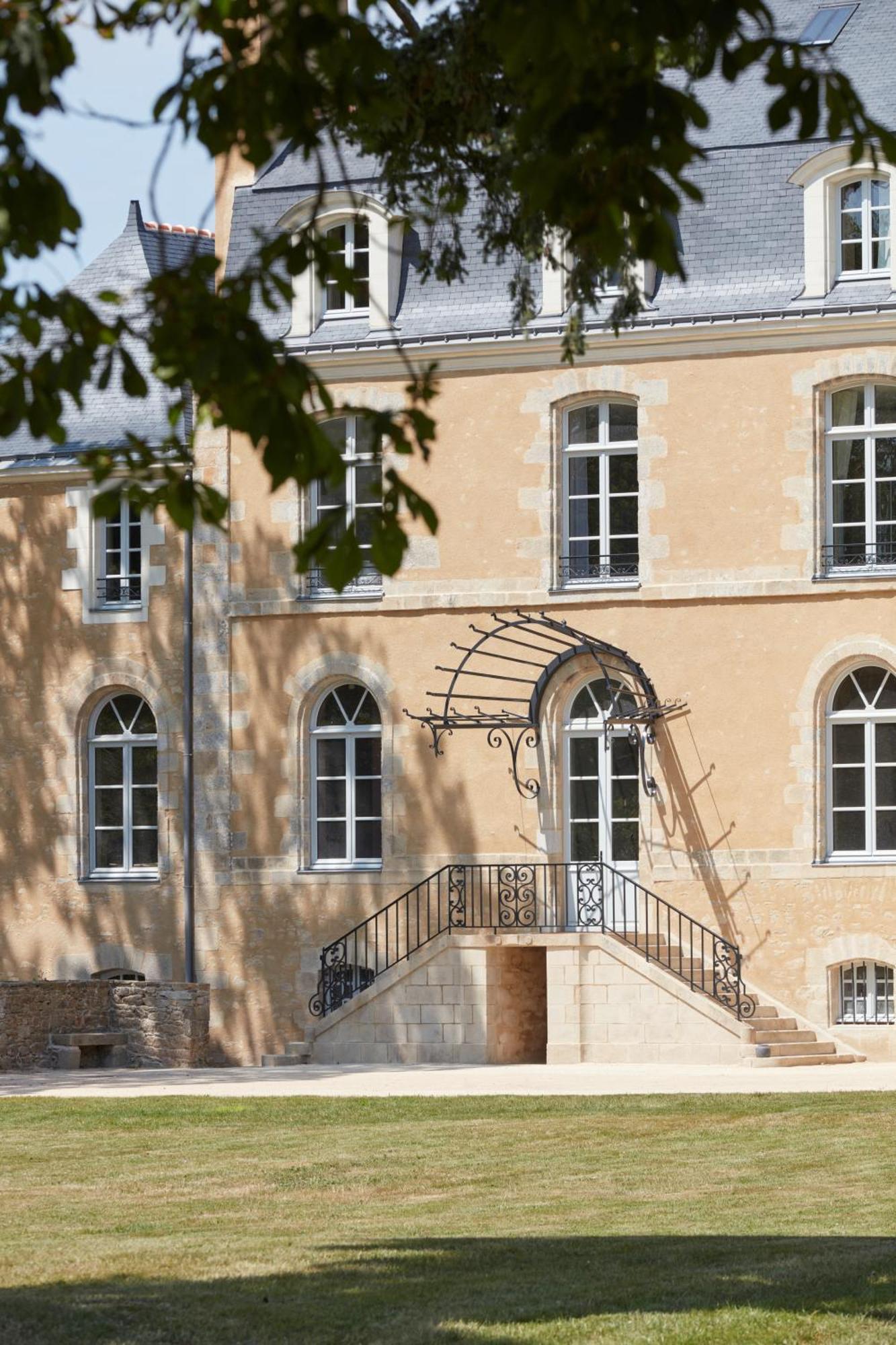 Domaine Le Mezo Hotel Ploeren ภายนอก รูปภาพ